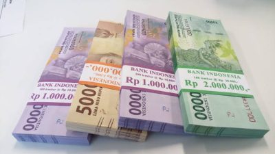 Jelang Lebaran, Bank Lampung Layani Penukaran Uang Baru Rp1.000 Hingga Rp100.000