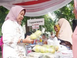 Rektor Beserta Jajaran Kunjungi Bazar Ramadan Darma Wanita Unila