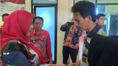 Pemkot Bandar Lampung Salurkan Bantuan Uang Tunai Kepada 842 Warga Korban Banjir