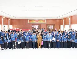Wali Kota Bandar Lampung Serahkan 115 SK Pensiun PNS