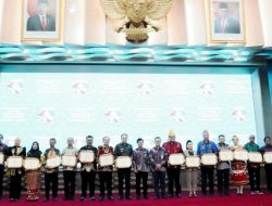 Wali Kota Bandar Lampung Terima Sertifikat Eliminasi Malaria dari Kementerian Kesehatan