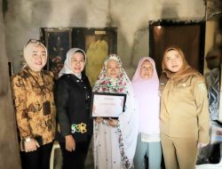Unila dan Pemkot Serahkan Beasiswa PMPAP bagi Warga Bandar Lampung