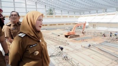 Wali Kota Eva Dwiana Tinjau Pembangunan GOR Siger Way Halim
