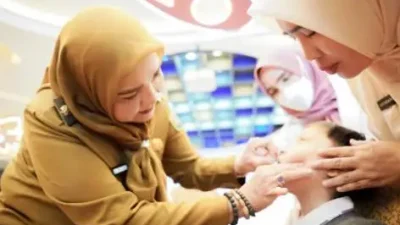 Pantau Pin Polio, Eva Dwiana Himbau Masyarakat Bawa Anaknya Ke Posyandu