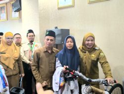 Wali Kota Eva Dwiana Apresiasi Pelajar SD – SMP Peraih Juara OSN dan O2SN 2024