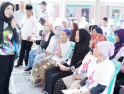 Petahana Eva – Deddy Sosialisasikan Program Kerja di Tiga Lokasi