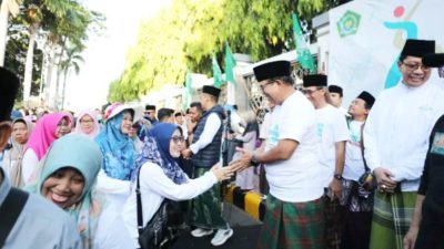 Pj Gubernur Samsudin Lepas Jalan Sehat Sarungan NU Lampung