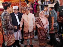 Eratkan Tali Persaudaraan & Kelestarian Budaya, Pj Gubernur Lampung Hadiri Upacara Adat Angkon Anak