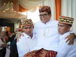 Pj Gubernur Samsudin dan Istri Maidawati Menghadiri Acara Begawi Agung Marga Balau