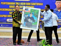 Lepas Pejabat Purna Bakti di Lingkungan Pemprov Lampung, Pj. Gubernur Lampung Serahkan Penghargaan dan Tali Asih untuk Anggota KORPRI