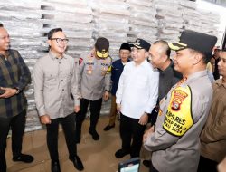 Jelang Pilkada 2024, Wamendagri Bima Tinjau Kesiapan Logistik Di Kota Bandar Lampung