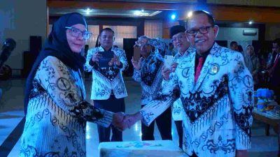 Kepala Disdikbud Eka Afriana Dikukuhkan Sebagai Ketua PGRI Kota Bandar Lampung