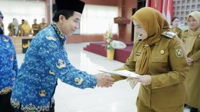 Wali Kota Eva Dwiana Lepas 84 PNS Purna Bakti