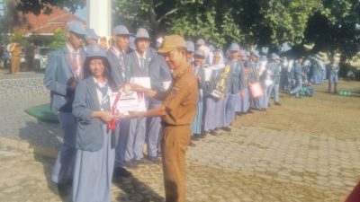 Hari pertama masuk sekolah, tingkat kehadiran siswa SMAN 2 Bandar Lampung hampir 100%