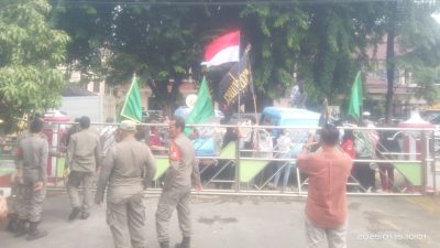 PT Semen Baturaja Diduga Langgar Tata Letak Limbah, Pematank & Keramat Orasi di Pemkot Bandar Lampung