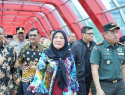 Wali Kota Eva Dwiana Resmikan JPO Siger Milenial Bandar Lampung
