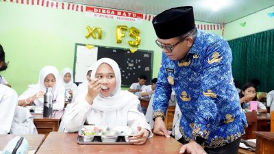 Pj Gubernur Lampung Tinjau MGB di SMAN 1 dan SMAN Utama Bandar Lampung