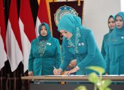 Ketua TP PKK Lampung Lantik 13 Ketua TP PKK Kabupaten/Kota Periode 2025-2030