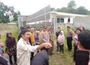 Wali Kota Eva Dwiana Berikan Akses Jalan Warga Durian Payung