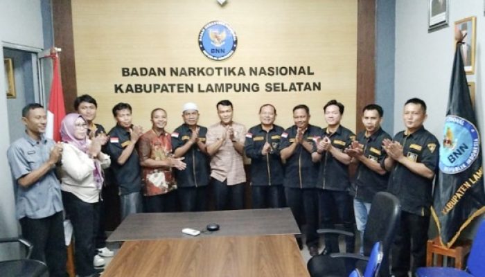 BNN Dan Granat Lampung Selatan : Pencegahan Dan Bahaya Narkoba Harus Disosialisasikan Kepada Generasi Muda Hingga Ketingkat Desa