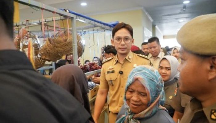 Pastikan Stok Sembako Di Bulan Ramadhan, Egy-Syaiful Sidak Pasar Natar