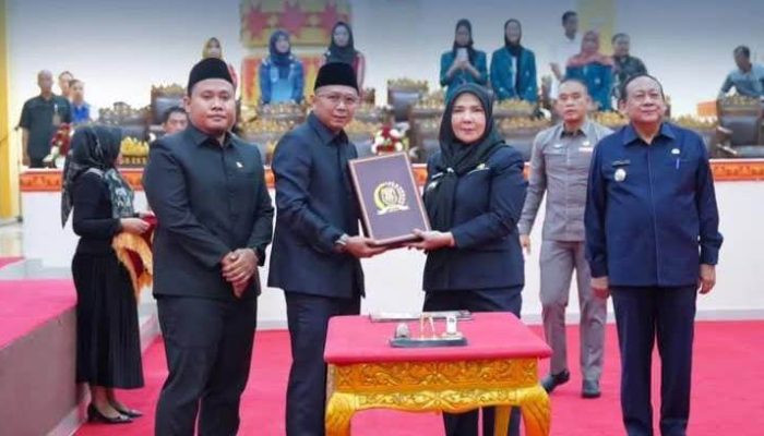 Wali Kota Eva Dwiana Hadiri Rapat Paripurna DPRD Kota Bandar Lampung