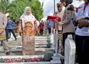 Peringati HUT Ke-343, Wali Kota Bandar Lampung Ziarah Kubur TMP Tanjung Karang