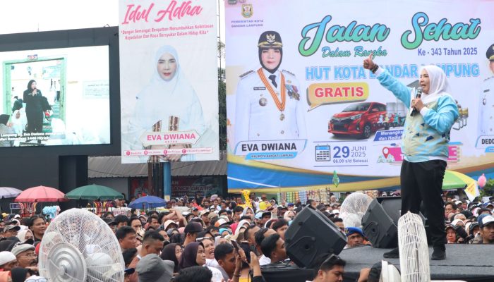 Meriah! Puluhan Ribu Warga Ikuti Jalan Sehat HUT Ke-343 Kota Bandar Lampung