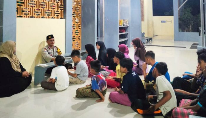 Kisah Aipda Saihun, Luangkan Waktu Jadi Guru Ngaji Anak-anak di Bandar Lampung