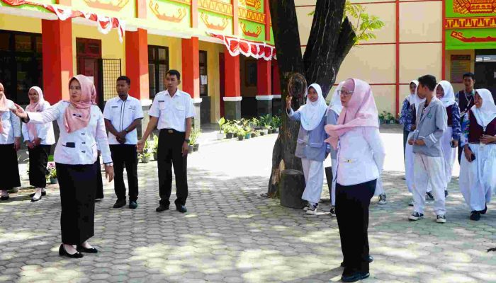 Resmi Dibuka, Kadisdikbud Bandar Lampung Pantau Pelaksanaan SPMB Siger Prakarsa Bunda
