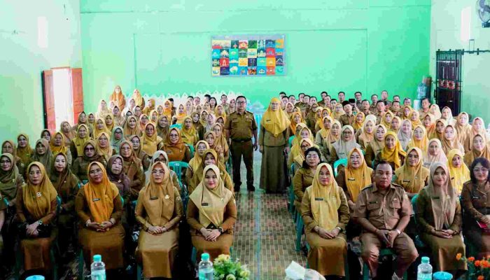 Kadisdikbud Buka Rakor Bulanan Pada Kepala SD se-Kota Bandar Lampung