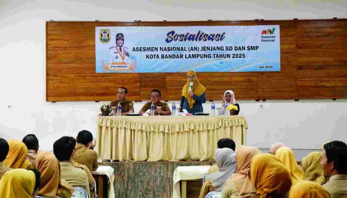Kadisdikbud Kota Bandar Lampung Buka Sosialisasi Asesmen Nasional 2025