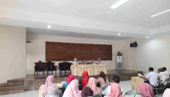 Persiapan HUT Ke-80 RI, Kadisdikbud Bandar Lampung Pimpin Rapat