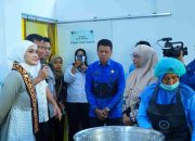 Pastikan Berjalan Lancar, Putri Zulhas Tinjau Dapur SPPG & Penyaluran MBG di Kota Bandar Lampung