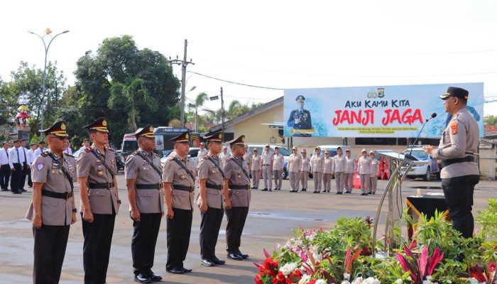 Jabatan 2 Kasat dan 1 Kapolsek di Polresta Bandar Lampung Diserahterimakan