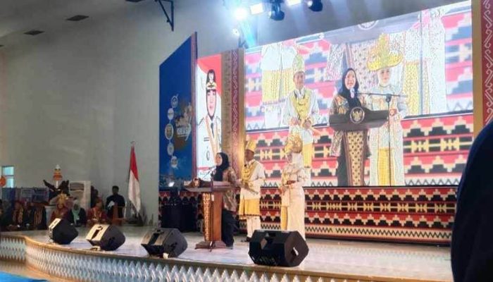 Wali Kota Eva Dwiana Resmi Buka Festival Kreasi GTK 2025: Dorong Sinergi dan Inovasi Pendidikan