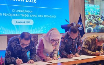 Rektor Unila Tanda Tangani Kontrak Kinerja Perguruan Tinggi Berdampak 2026