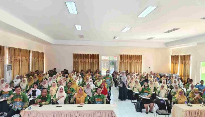 Sosialisasi & Pelatihan TKA, Kadisdikbud Ajak Guru Kota Bandar Lampung Terampil Rancang Soal