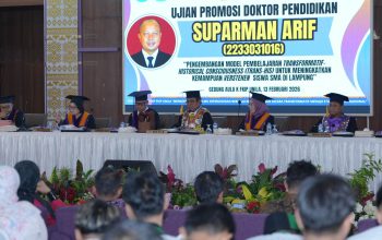 Unila Hadirkan Model Pembelajaran Sejarah Transformatif dalam Promosi Doktor Suparman Arif