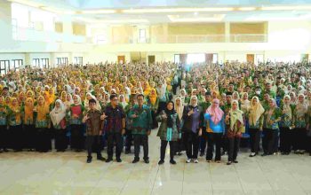 Wali Kota Eva Dwiana Ajak Guru Tingkatkan Kualitas Pembelajaran Siswa