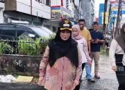 Wali Kota Eva Dwiana Ajak Masyarakat Bersihkan Sampah di Lingkungan Tempat Tinggal