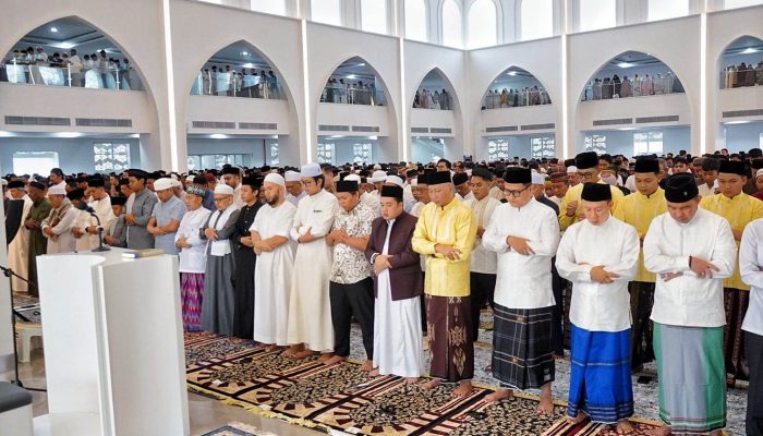 Idulfitri 1447 H di Lampung Berlangsung Khidmat, Gubernur Tekankan Kebangkitan dan Persatuan 