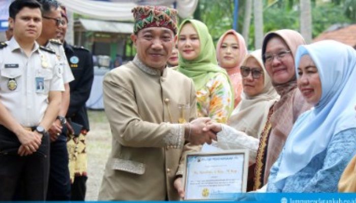 13 Perempuan Inspiratif Lamsel Dinobatkan sebagai “Wanita Helau”