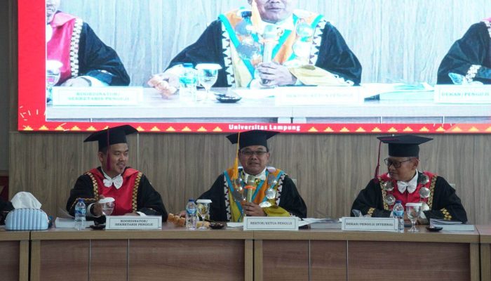 Ahmad Handoko Raih Doktor FH Unila, Soroti Penguatan Justice Collaborator dalam Pemberantasan Korupsi
