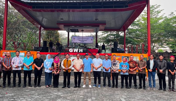 Dihadiri Achmad Herry, Pentas Seni Budaya Jadi Panggung Pelestarian Warisan Daerah