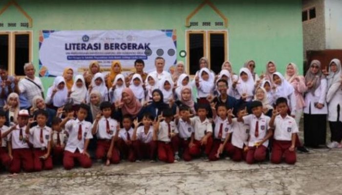 Unila Perluas Gerakan Literasi, Pustakawan dan Mahasiswa Terjun Langsung ke Sekolah