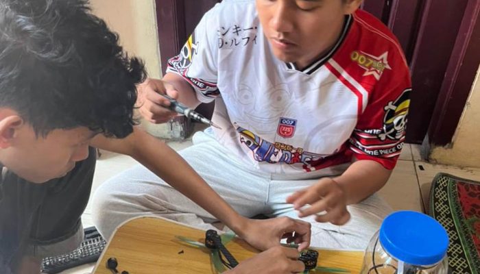 Dari Ruang Laboratorium ke Kebun Kopi, Inovasi Mahasiswa Unila Bawa Harapan Baru Petani