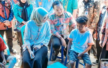 Wagub Jihan Sambangi Rumah Calon Siswa Sekolah Rakyat, Pastikan Siap Masuk Asrama