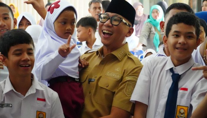 Gubernur Mirza Bersama Kajati Turun ke Sekolah, Kawal Langsung Program Makan Bergizi Gratis