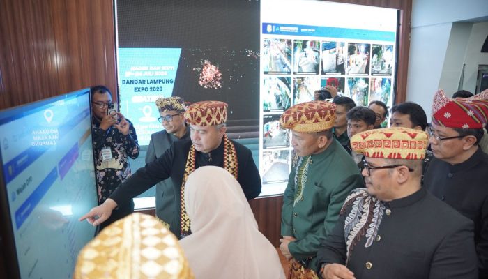 Sekjen Kemendagri Tinjau Inovasi ‘Seribu Wajah’, Pemkot Bandar Lampung Perkuat Transformasi Digital
